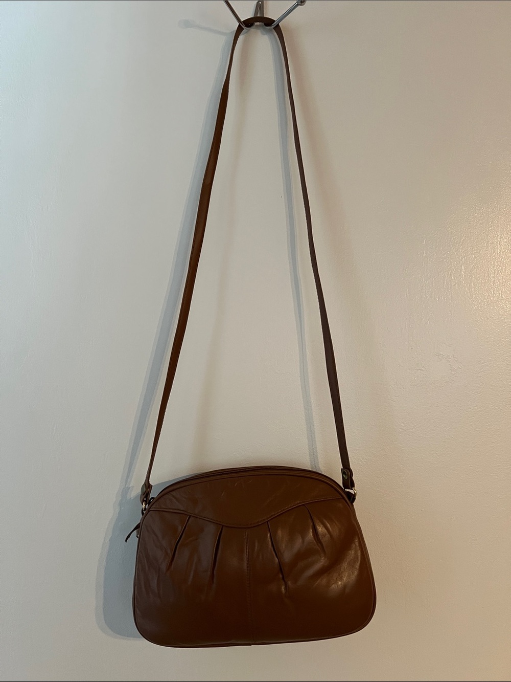 Women's Brown Leather Crossbody Bag - Classic Shoulder Bag